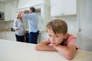 Unterstützung durch Familienberatung und Familientherapie Konflikte belasten vor allem die Kinder